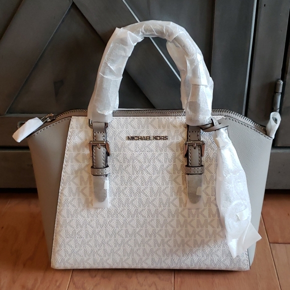 MK Messenger Bag - Picture 1 of 7